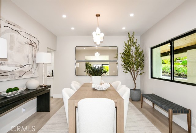 Detail Gallery Image 19 of 41 For 10 White Water Dr, Corona Del Mar,  CA 92625 - 2 Beds | 2 Baths