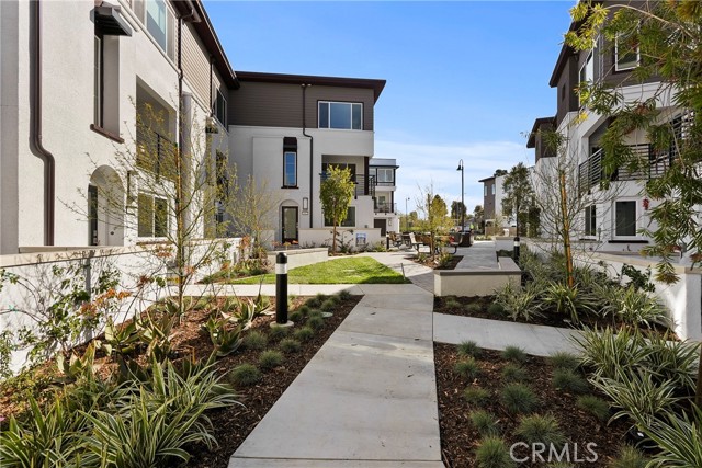 4881 Canyon View, San Diego CA: https://media.crmls.org/medias/bd89499a-e6fa-4c29-bcc7-eac37d2bdf39.jpg