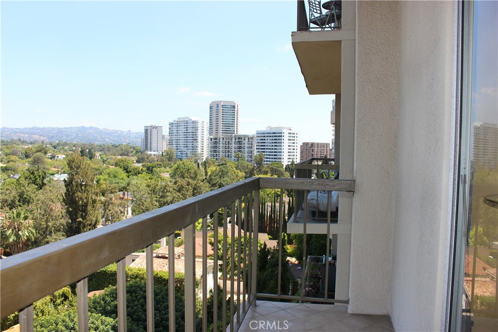 MLS #OC25167934 img 11