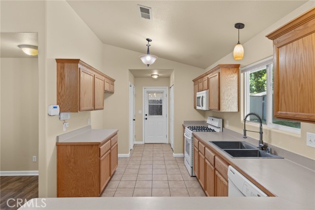 Detail Gallery Image 12 of 28 For 14513 Colter Way, Magalia,  CA 95954 - 3 Beds | 2 Baths