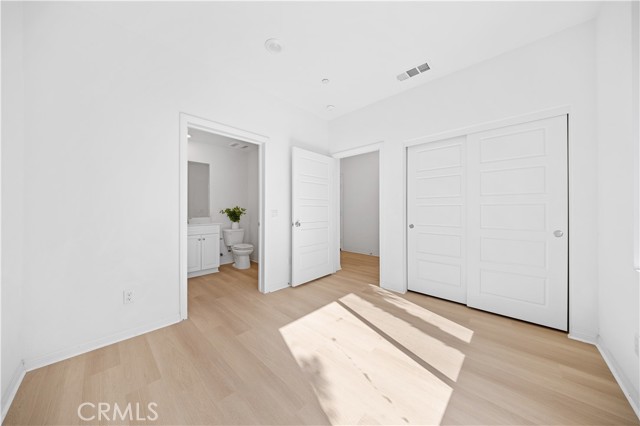 Detail Gallery Image 4 of 35 For 185 Steely, Irvine,  CA 92614 - 4 Beds | 3/1 Baths