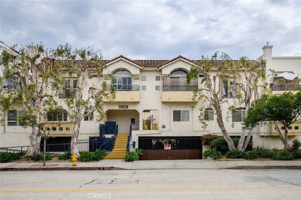 11038 Camarillo Street #13