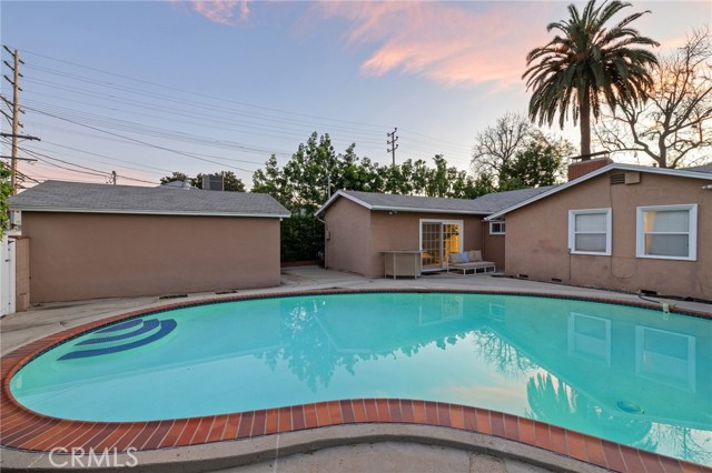 Detail Gallery Image 31 of 39 For 5208 Woodman, Sherman Oaks,  CA 91401 - 4 Beds | 3 Baths