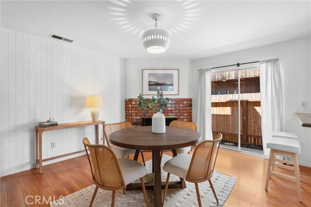 Detail Gallery Image 18 of 50 For 586 36th, Manhattan Beach,  CA 90266 - 3 Beds | 2 Baths