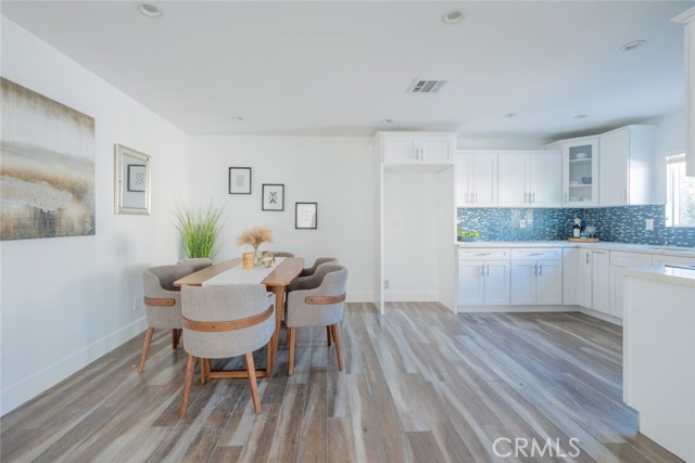 6436 Day Street, Tujunga CA: https://media.crmls.org/medias/bd8a9ab6-6da8-4722-88a3-d352b2692fae.jpg
