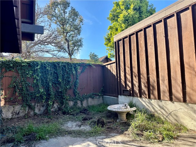 Detail Gallery Image 12 of 23 For 1224 Westmont Dr, San Pedro,  CA 90732 - 2 Beds | 2/1 Baths