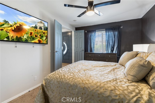 Detail Gallery Image 25 of 40 For 2102 Tern Bay Ln, Lakewood,  CA 90712 - 5 Beds | 2/1 Baths