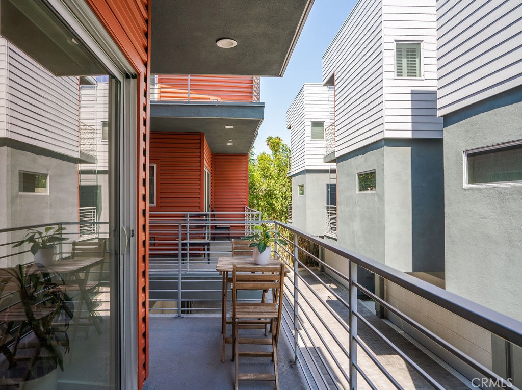 MLS #OC25241827 image #11