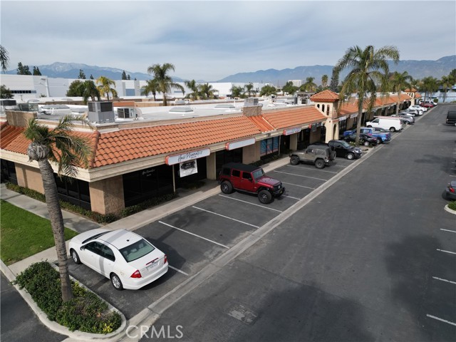 738 S Waterman Avenue, San Bernardino, California 92408, ,Commercial Lease,For Rent,738 S Waterman Avenue,CRCV24032683