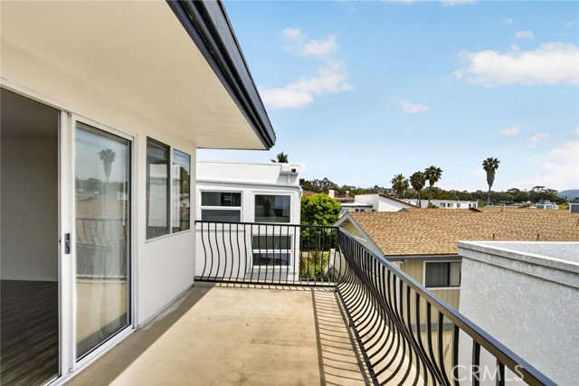 Detail Gallery Image 42 of 59 For 237 Avenida Montalvo #B,  San Clemente,  CA 92672 - 3 Beds | 3 Baths