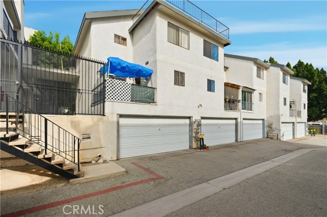 Detail Gallery Image 15 of 16 For 9620 Sepulveda #39,  North Hills,  CA 91343 - 2 Beds | 2/1 Baths