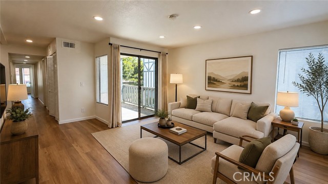 Front Image Thumbnail for CRPW26166238