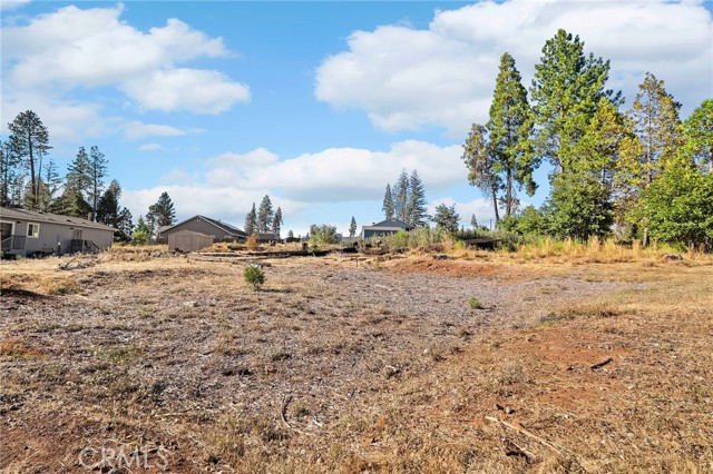 13887 Carver Drive, Magalia CA: https://media.crmls.org/medias/bd8f8265-bc45-417e-b1b0-74ba1a63d50a.jpg