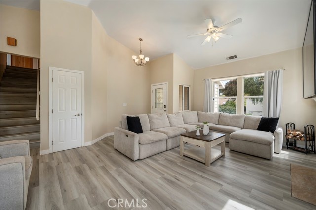 Detail Gallery Image 12 of 66 For 16495 Stevens Ave, Lake Elsinore,  CA 92530 - 3 Beds | 2/1 Baths