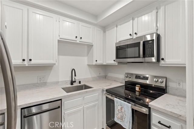 Front Image Thumbnail for CRND26056492