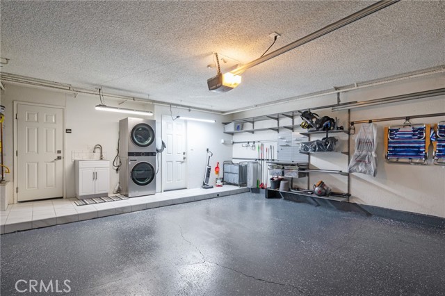 Detail Gallery Image 32 of 37 For 2410 Voorhees Ave #3,  Redondo Beach,  CA 90278 - 2 Beds | 2/1 Baths