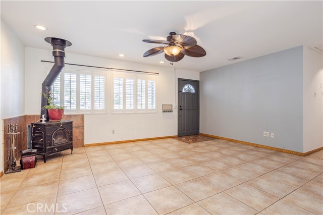 Image 6 of 40 For 28083 Langside Avenue
