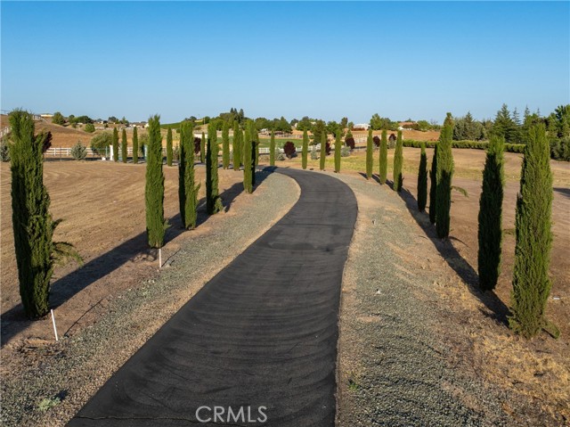 5570 Rancho La Loma Linda Drive, Paso Robles CA: https://media.crmls.org/medias/bd937799-0e48-4688-91aa-c9b218013c7b.jpg
