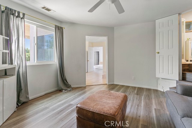 18380 Avenida Caleta, Murrieta CA: https://media.crmls.org/medias/bd94307d-b35a-4924-9637-5435d35df33d.jpg