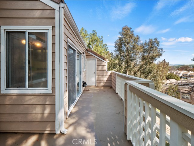 Detail Gallery Image 5 of 34 For 24528 Mcbean Pkwy #30,  Valencia,  CA 91355 - 2 Beds | 2 Baths