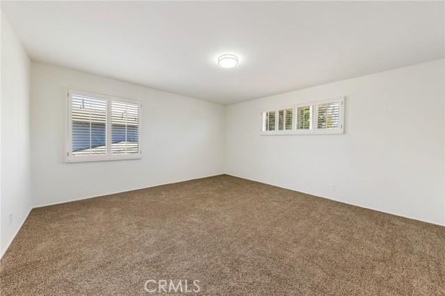 Detail Gallery Image 30 of 49 For 305 Robin Hood Ln, Costa Mesa,  CA 92627 - 5 Beds | 2/2 Baths