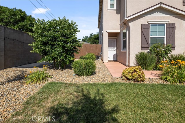 Detail Gallery Image 3 of 58 For 17 Medieval St, Merced,  CA 95341 - 4 Beds | 2/1 Baths