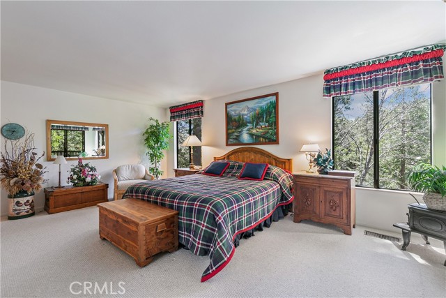 Detail Gallery Image 18 of 39 For 27391 Alpen Drive, Lake Arrowhead,  CA 92352 - 6 Beds | 3/1 Baths