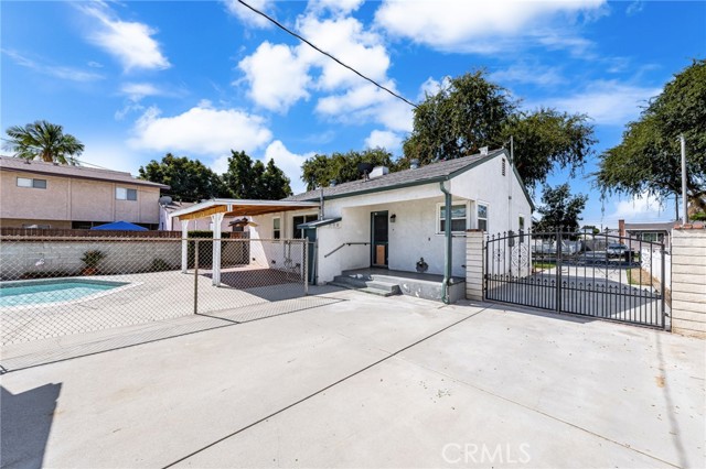 10917 Montecito Drive, El Monte CA: https://media.crmls.org/medias/bd95eeb1-b7b2-4119-b319-865fe3316933.jpg