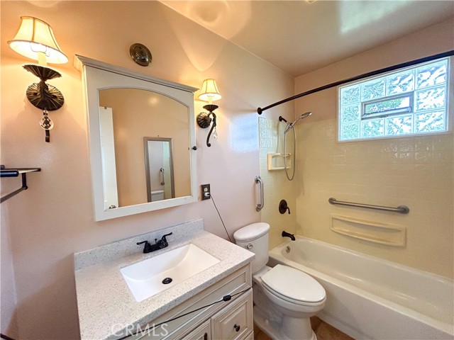 Detail Gallery Image 15 of 36 For 10645 Wolfe Ave, Riverside,  CA 92505 - 3 Beds | 1 Baths