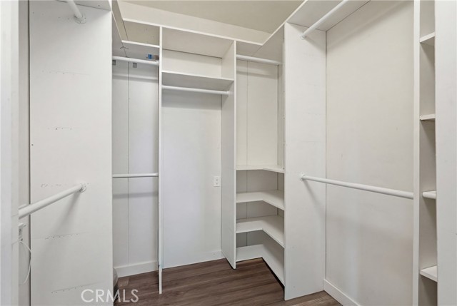 Detail Gallery Image 26 of 44 For 8647 Corbin Ave, Winnetka,  CA 91306 - 5 Beds | 3/1 Baths