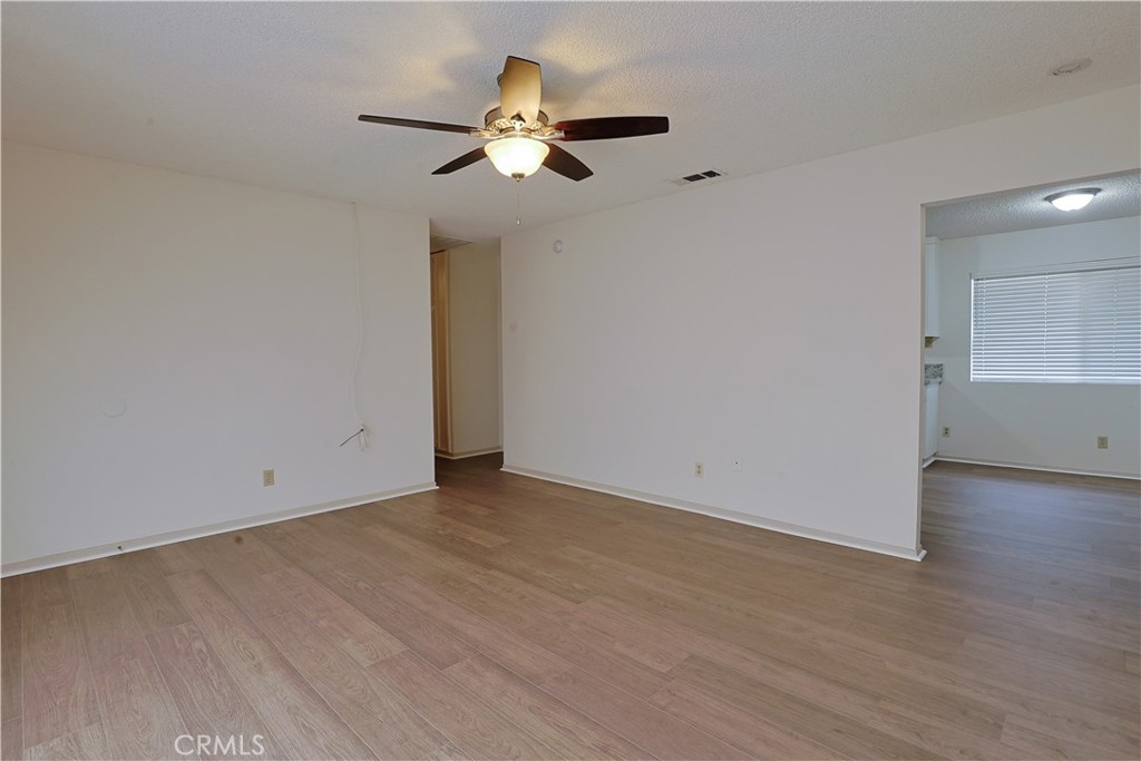 MLS #DW25266015 image #11