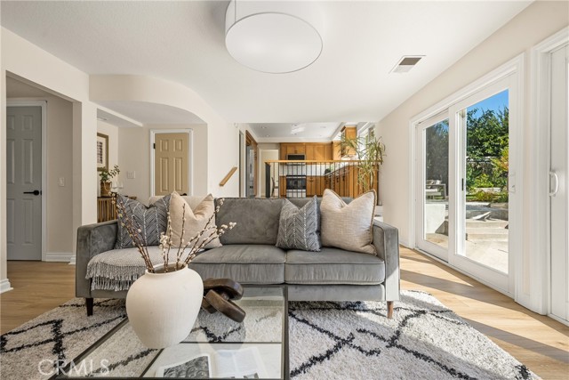 Detail Gallery Image 24 of 46 For 25232 Earhart, Laguna Hills,  CA 92653 - 4 Beds | 3 Baths