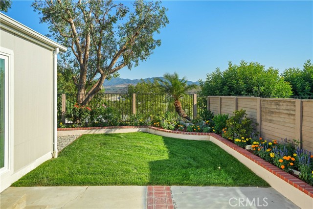 Detail Gallery Image 27 of 28 For 20208 Northcliff Dr, Canyon Country,  CA 91351 - 2 Beds | 2 Baths