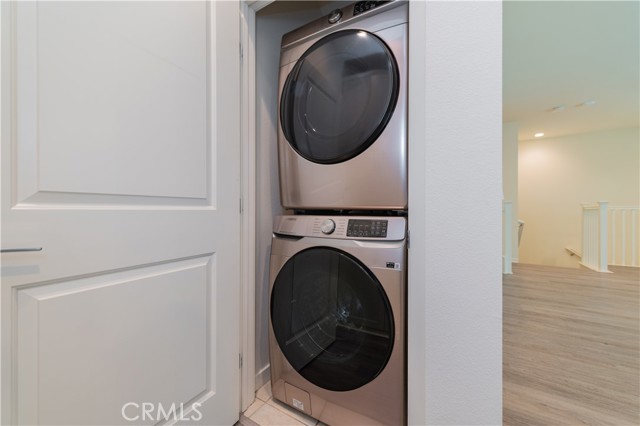 305 autumn sage, Lake Forest CA: https://media.crmls.org/medias/bd997214-2920-4d82-aa54-fb68aa1436f5.jpg