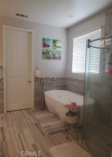 Detail Gallery Image 3 of 17 For 14591 Westfield, Chino,  CA 91710 - 4 Beds | 3 Baths