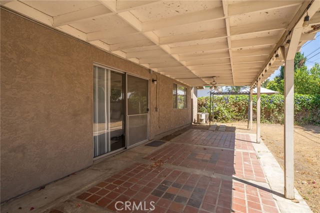 336 S Grandin Avenue, Azusa CA: https://media.crmls.org/medias/bd99c16c-7723-4211-8dde-d1bb73c61d71.jpg