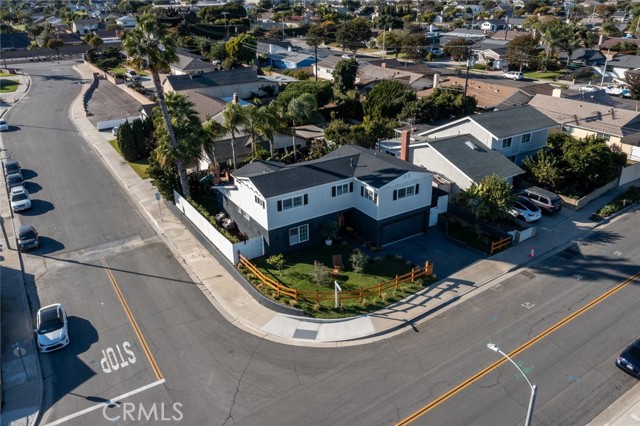 Detail Gallery Image 46 of 47 For 16751 Cooper Ln, Huntington Beach,  CA 92647 - 4 Beds | 4 Baths