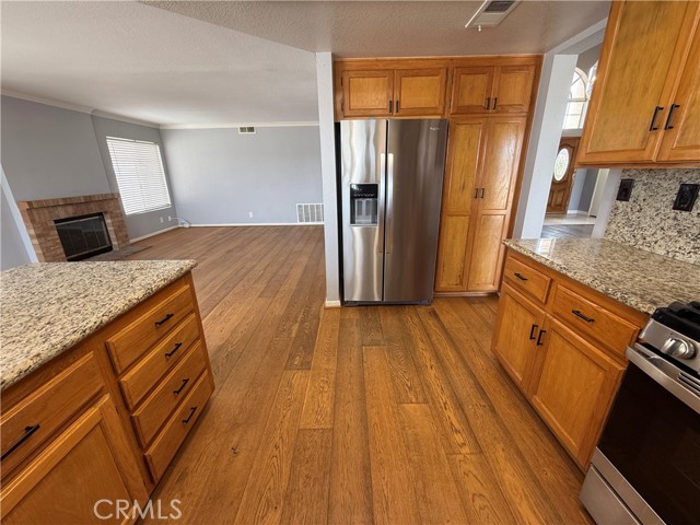 Detail Gallery Image 8 of 39 For 27470 Bolandra Ct, Temecula,  CA 92591 - 4 Beds | 2/1 Baths