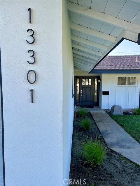 Detail Gallery Image 2 of 20 For 13301 Siskiyou St, Westminster,  CA 92683 - 3 Beds | 2 Baths