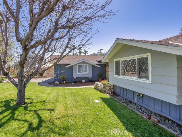 Detail Gallery Image 5 of 48 For 9545 Creemore, Tujunga,  CA 91042 - 3 Beds | 2 Baths