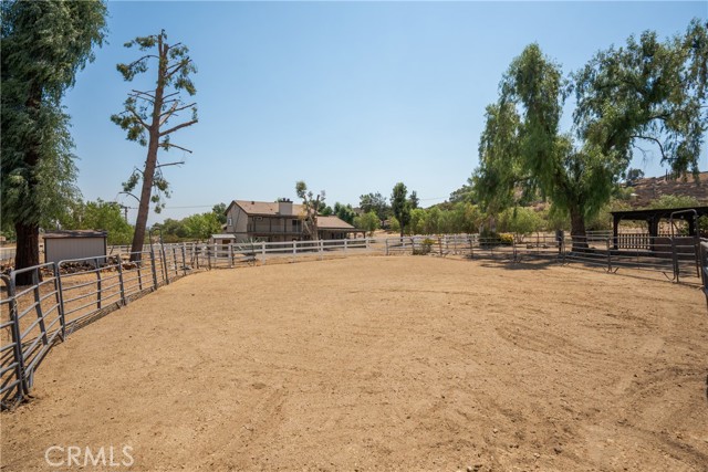 31755 Country Haven Lane, Menifee CA: https://media.crmls.org/medias/bd9c37c7-9997-4bf2-b290-e14a8aae3fe8.jpg