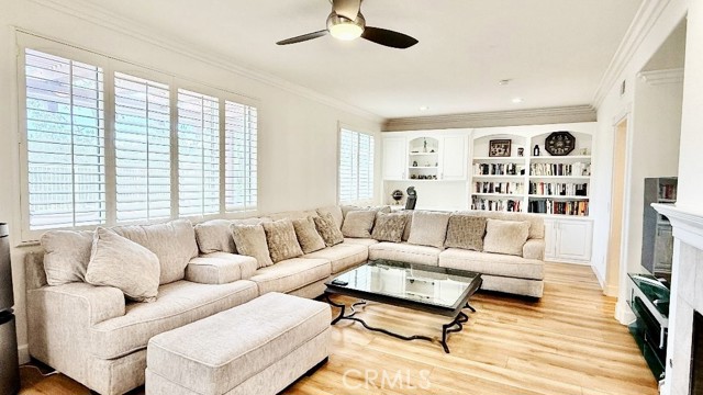 Image 8 of 32 For 29 Feldspar  