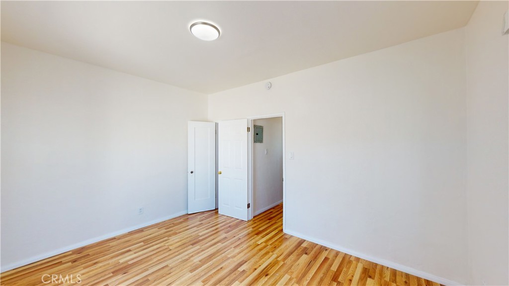 MLS #OC25243436 image #11