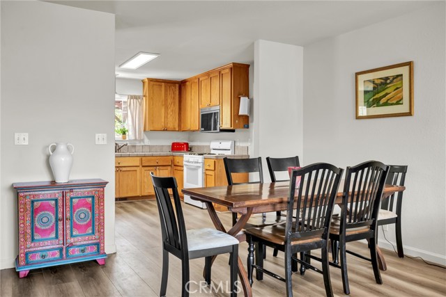 4902 Tuolumne Court, Kelseyville CA: https://media.crmls.org/medias/bd9dae64-759e-40ac-8a50-b68fb08eceb8.jpg