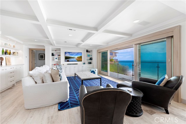 Detail Gallery Image 7 of 20 For 16 N La Senda Dr, Laguna Beach,  CA 92651 - 4 Beds | 3 Baths
