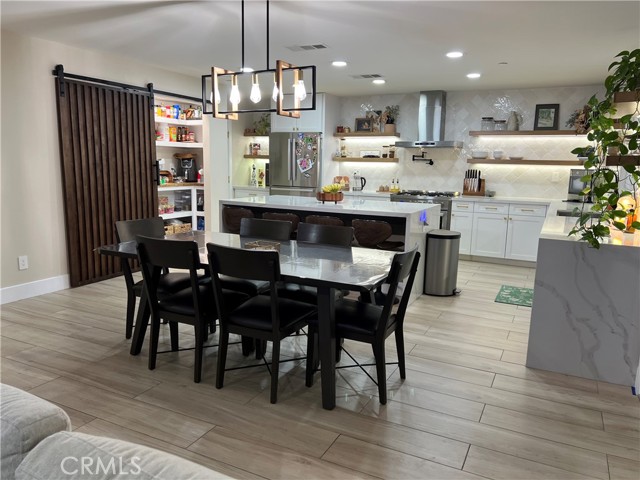 116 Yosemite Avenue, Perris CA: https://media.crmls.org/medias/bd9e21bc-5338-4f93-a2c1-86c20cd1111f.jpg