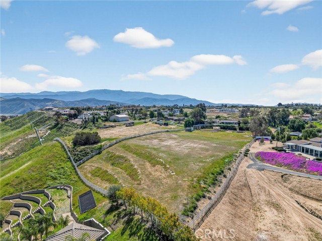 Detail Gallery Image 9 of 73 For 36020 Valencia Way, Temecula,  CA 92592 - 4 Beds | 3 Baths