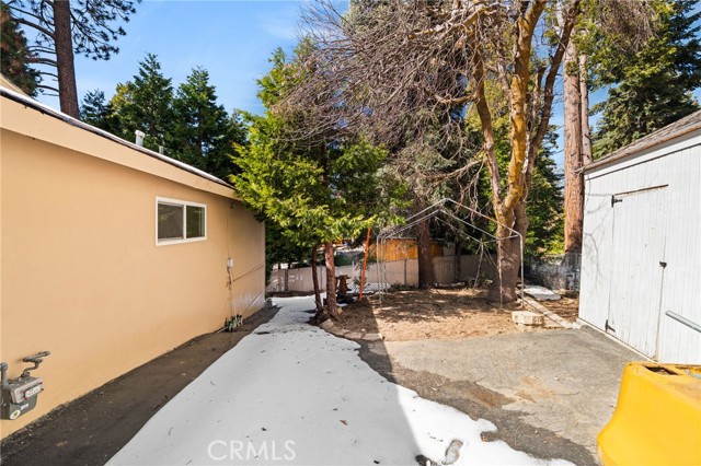 Image 37 of 46 For 31686 Luring Pines Circle