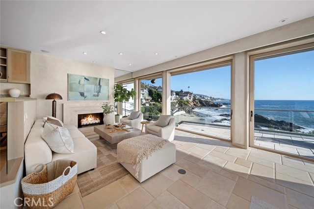 Detail Gallery Image 41 of 74 For 1907 Ocean Way, Laguna Beach,  CA 92651 - 4 Beds | 3/1 Baths