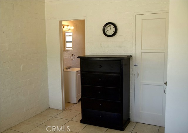 73514 Desert Trail Drive, 29 Palms CA: https://media.crmls.org/medias/bda0e123-3733-4b55-a28a-bfdbab048148.jpg